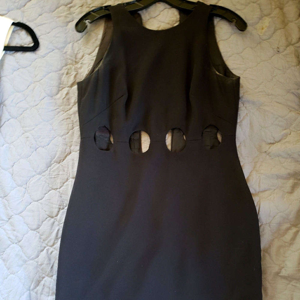 Size 2 Laundry little back dress